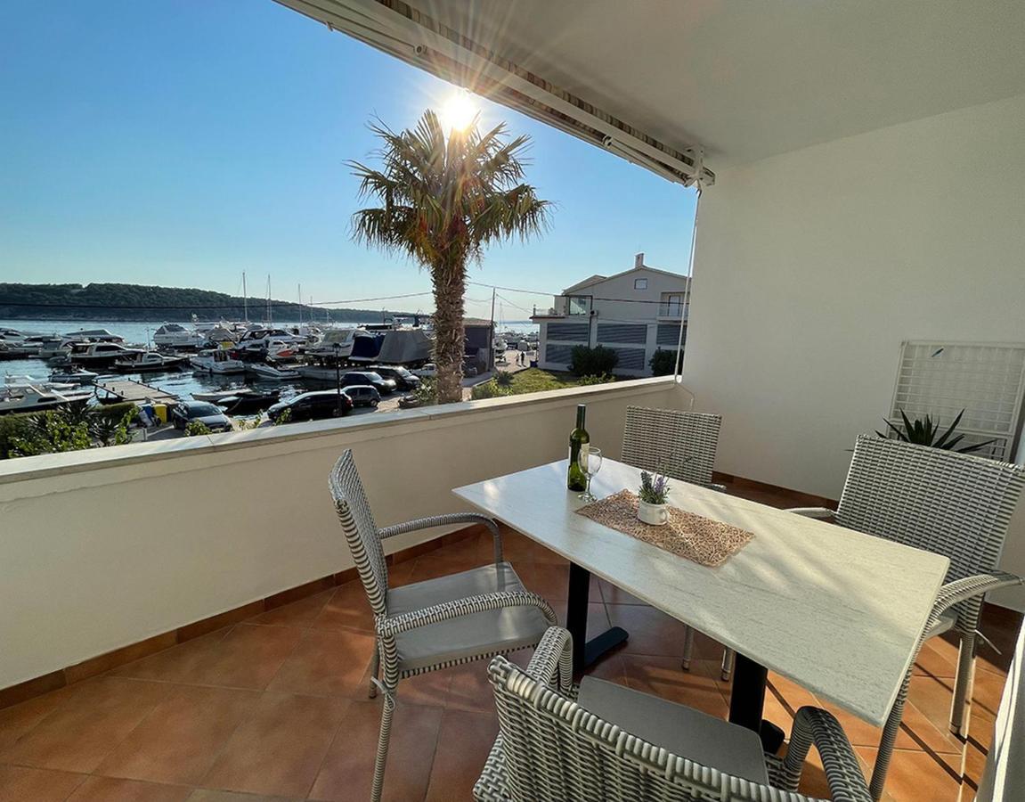 Apartments Near The Sea Barbat Barbat na Rabu Quarto foto